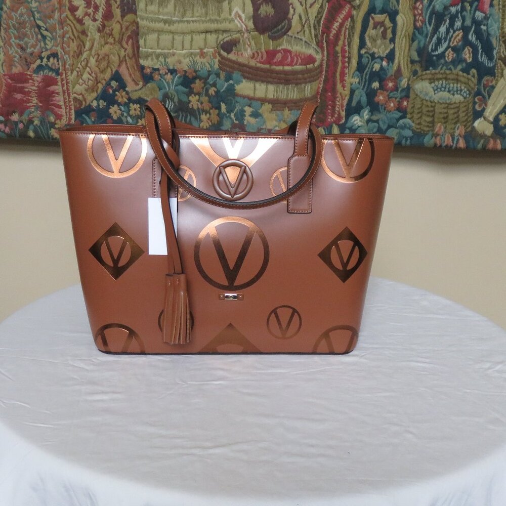Valentino Large leather Tote NWT